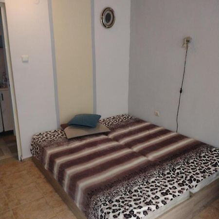 Apartment Petr Beron Varna Extérieur photo